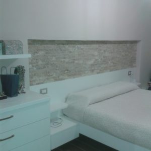 Letto in Frassino laccato