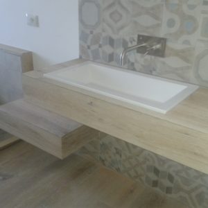 Mobile bagno in rovere