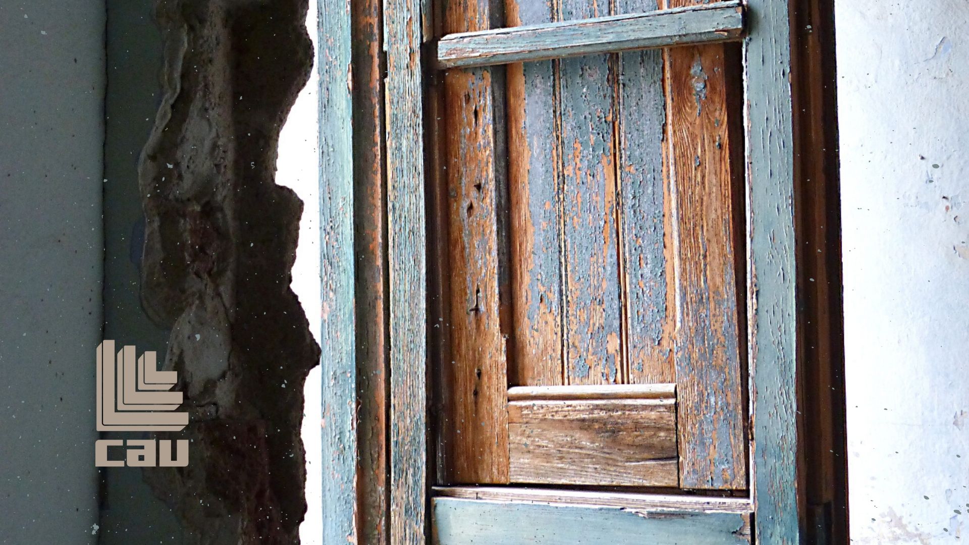 Ridipingere finestre e persiane in legno: con quali prodotti e come - Cose  di Casa