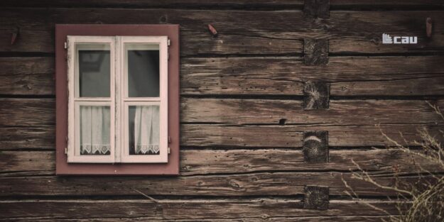 Quali sono i segnali che ci dicono che è ora di sostituire gli infissi di casa? Quali sono i segnali che ci dicono che è ora di sostituire gli infissi di casa?