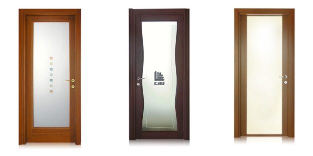 Porte in legno con inserti in vetro. Differenza tra vetro sabbiato e vetro satinato.