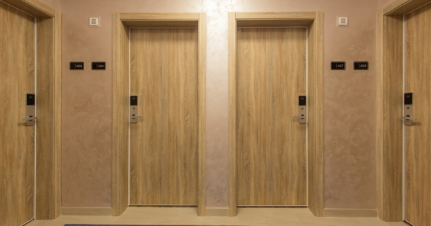 Porte per hotel e B&B. Guida pratica alla scelte delle porte migliori per il tuo hotel